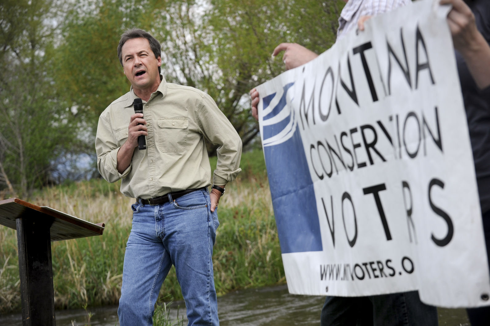 Governor Steve Bullock criticizes GOP gubernatorial challenger Greg Gianforte